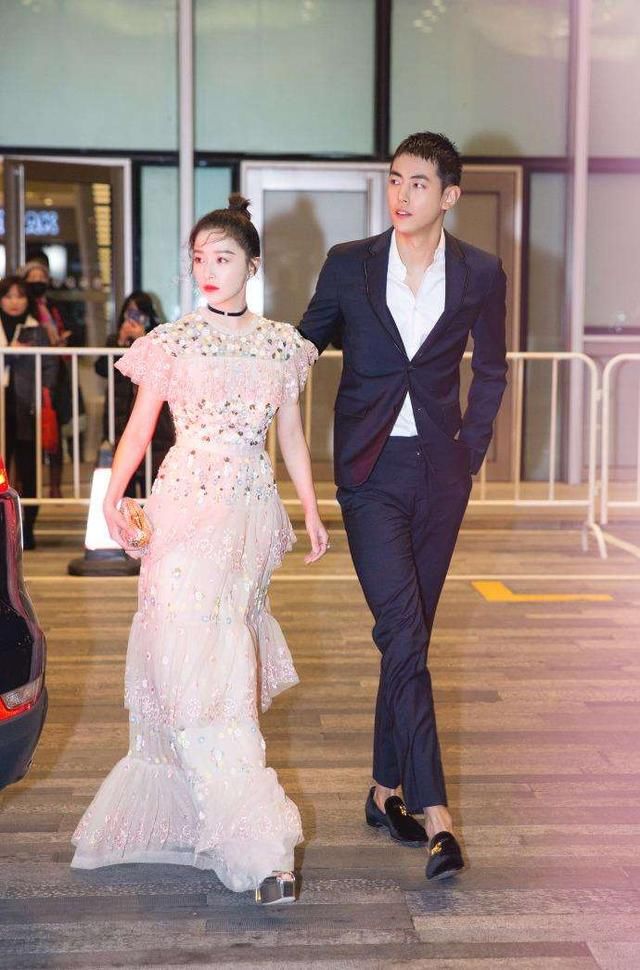 时尚盛典金晨跟Mike被配一脸,吴昕潘玮柏却穿
