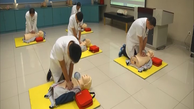 《我要当医生》20170813如何打造优质医学人才 《我要当医生》20170813如何打造优质医学人才