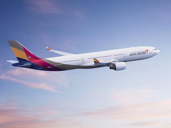 对此,韩亚航空第一时间紧急启动应急预案并开通临时航线,出动a330空机