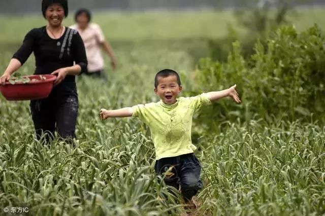 2018新婚姻法:女方结婚到底要迁户口吗?