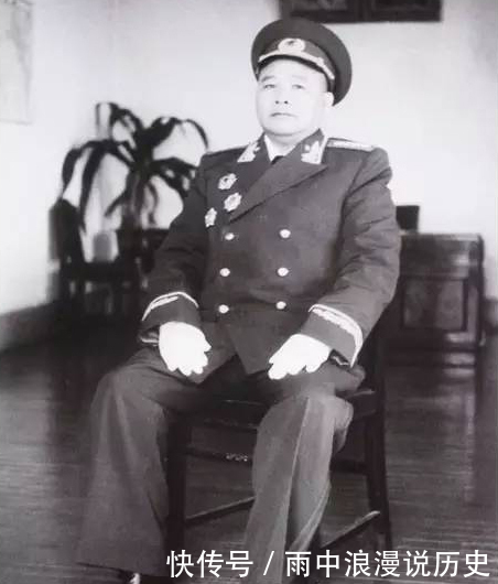 开国将帅中,这十个人武功最高,少林、武当各两