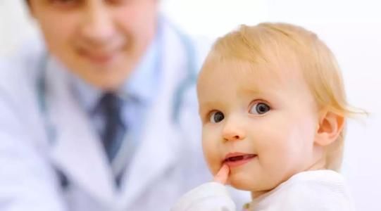 孩子会先叫爸爸还是妈妈?这些可是有讲究