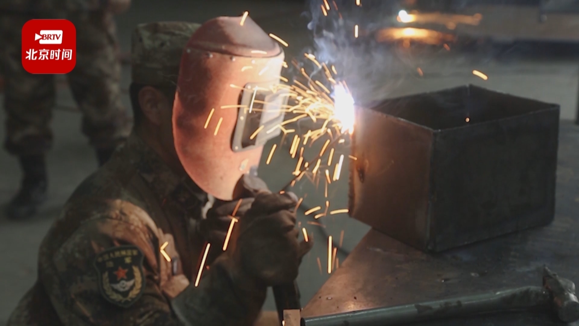 第81集团军某工化旅开展后装专业群众性练兵比武活动