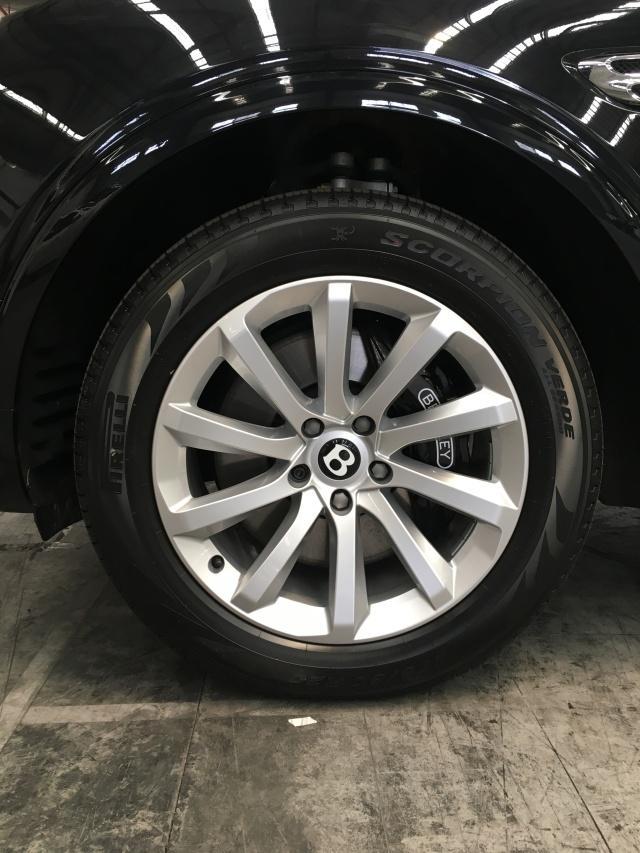 t01aa2b0646c8956a4f.jpg?size=640x853