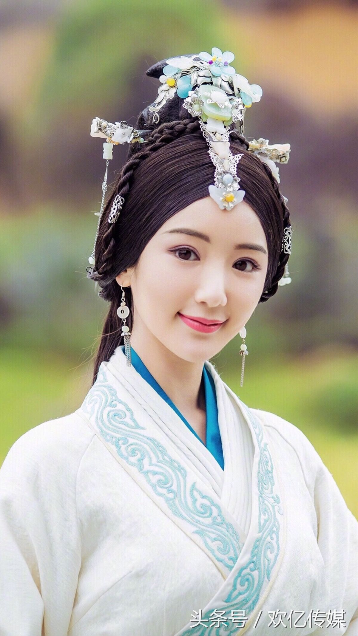 毛晓彤古装剧照 毛晓彤古装手机壁纸 毛晓彤古