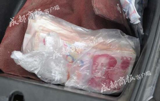 男子不愿将钱存银行 每天背数万现金上班被盗走