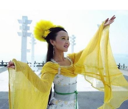 王母娘娘有多少女儿最少24个王母娘娘的小女