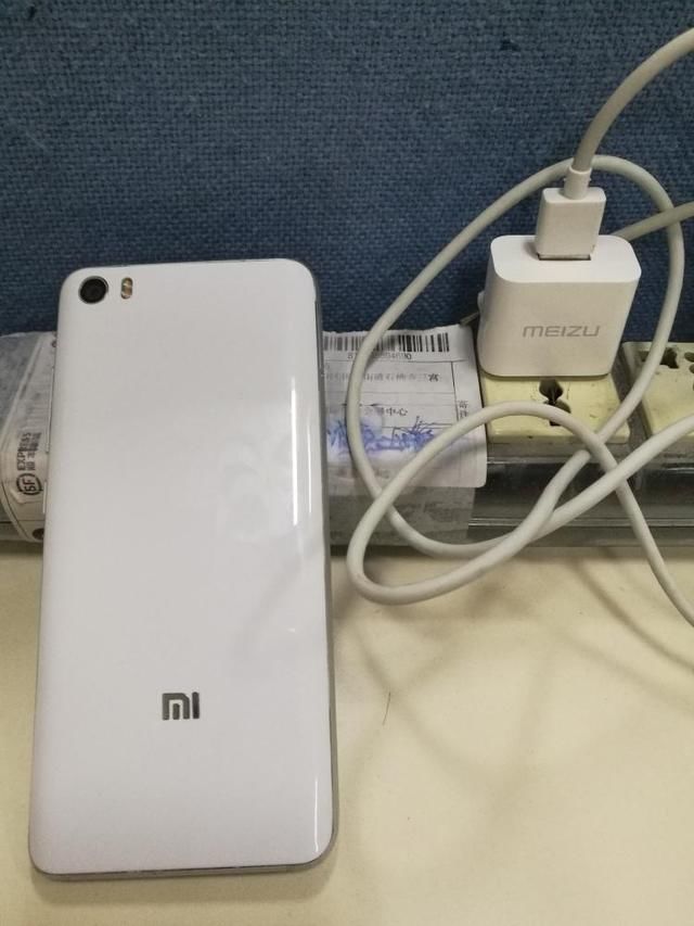 吃鸡王者高频,骁龙820满血版+3G+64G,558元