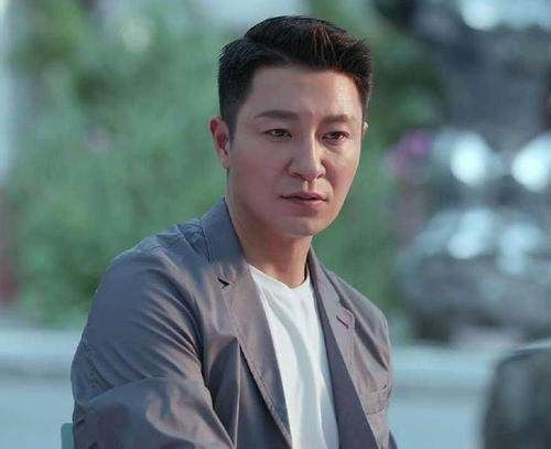 他被爆求婚过韩雪,出道22年戏红人不红,今41岁