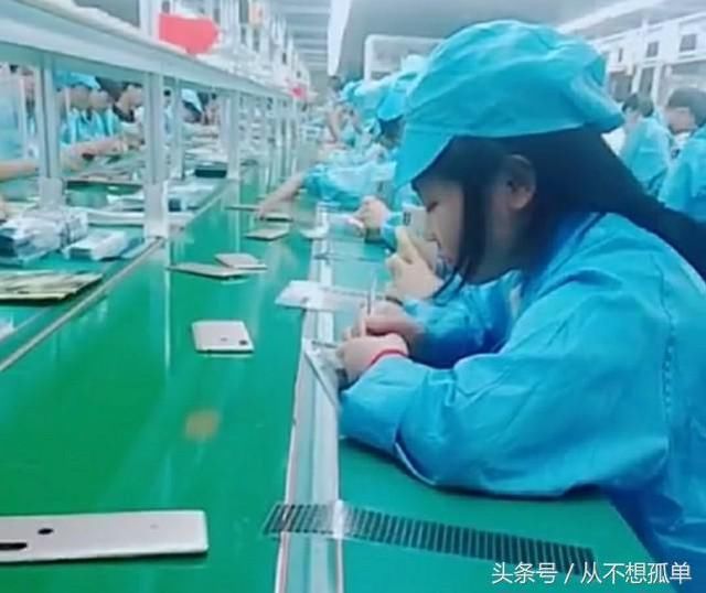 有多少朋友放弃了小米8SE,苦等小米MAX3?