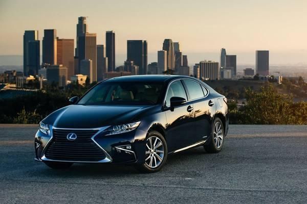 为何那么多美国人爱2018雷克萨斯ES 350?