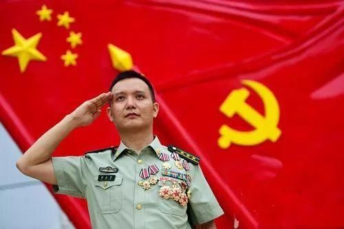 干部提职的窘境:年龄绊了脚、优秀无标准、提