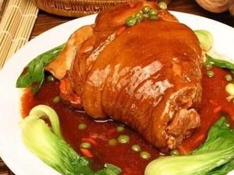 德州名吃椒盐肘子