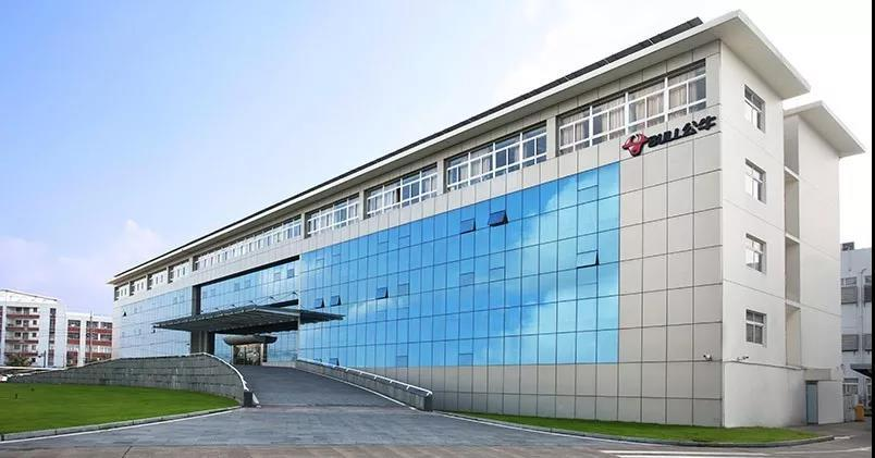 公牛集团“炼金术”：上市10天市值破1000亿 实控人身家已超四川首富