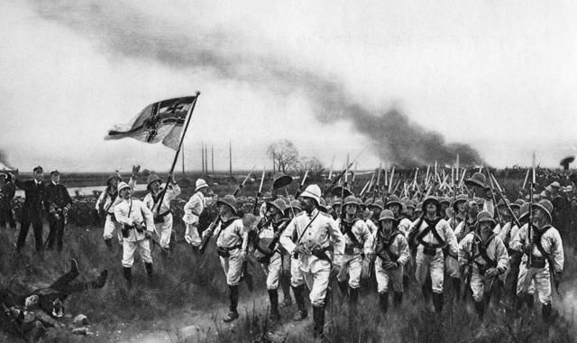 八国联军,连日屠杀,尸积成堆,百家之中,所全者不过十户,随军的德国