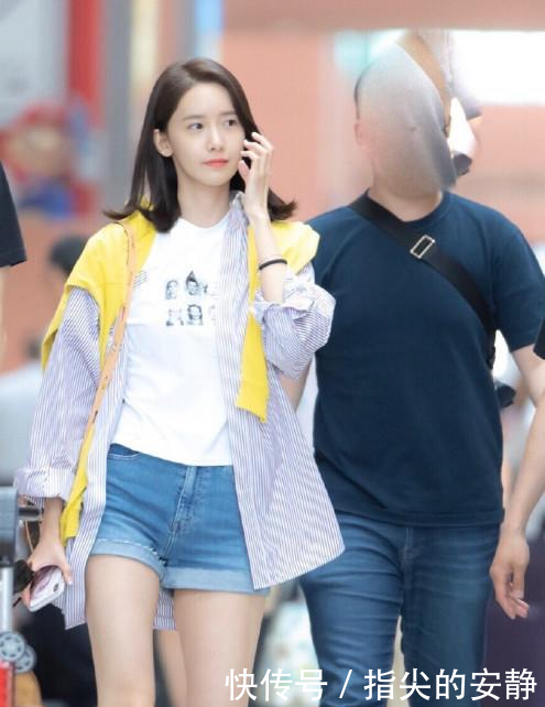 当林允儿和李沁同穿牛仔短裤,终于明白腿长和