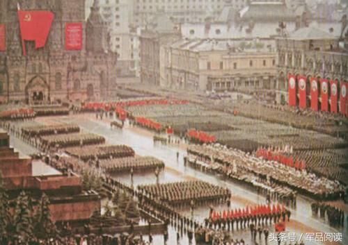 前苏联巅峰时期军事力量到底有多强?看完不寒