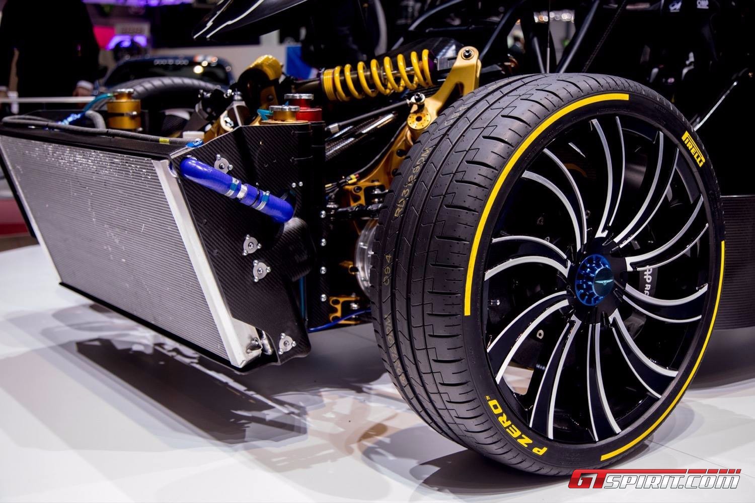 倍耐力发布p zero改装轮胎