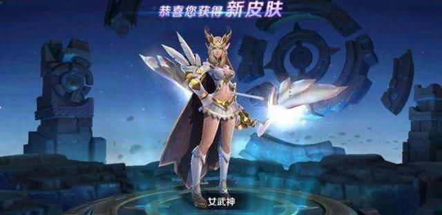 王者荣耀:玩家找游戏客服要内测皮肤,得到了以