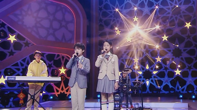 李诺麒与邱梓淇演唱《七子之歌》感动全场 李诺麒与邱梓淇演唱《七子之歌》感动全场