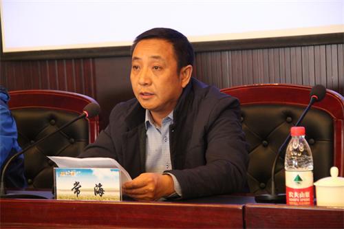河北省张家口市张北县副县长常海向与会嘉宾介绍张北县马铃薯产业发展