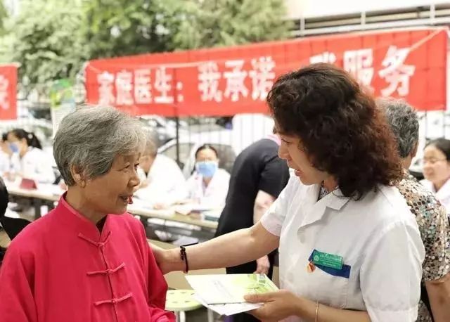 爱的方式千变万化,动情却只在一刹那西城区家