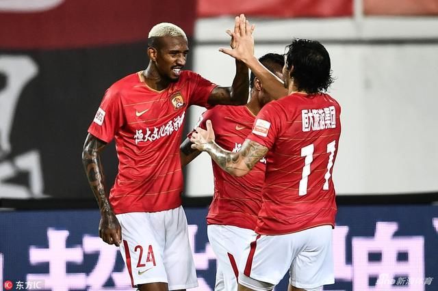 上港太聪明迫不及待延期比赛,广州恒大这场5比