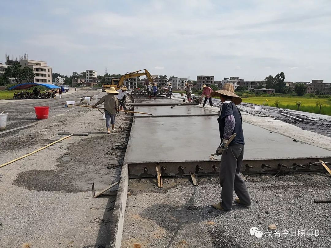 茂名中德大道最新航拍,架梁、铺路进行时,年底