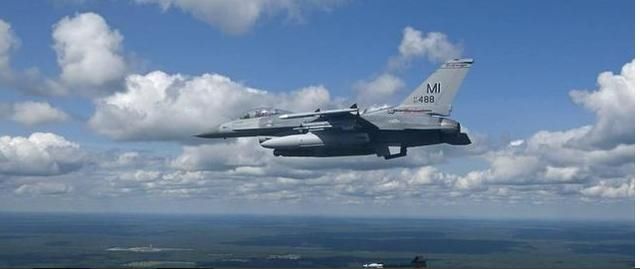 鹰狮战机对抗美制F16谁更胜一筹?