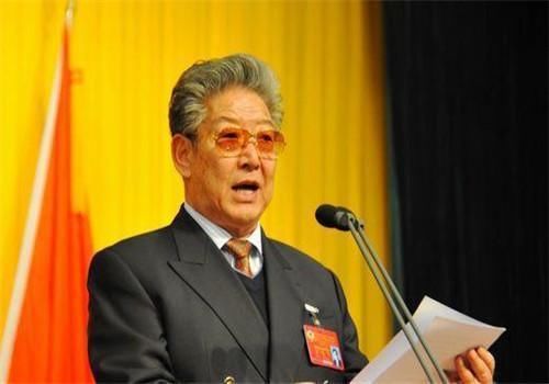 此人10岁任职副厅级, 19岁任职副国级, 当了58