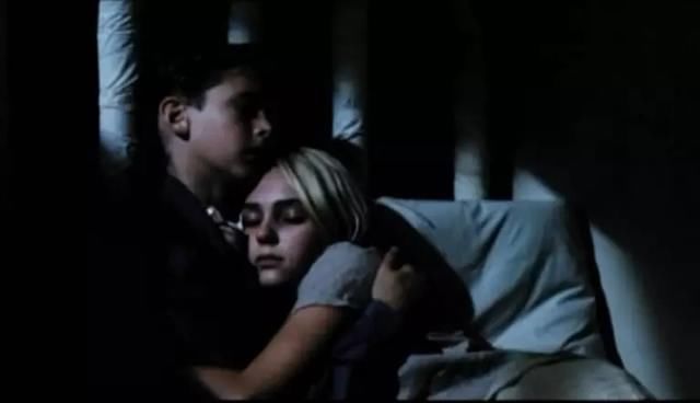 一部感人的冷门电影,12岁夫妻私定终生,励志加