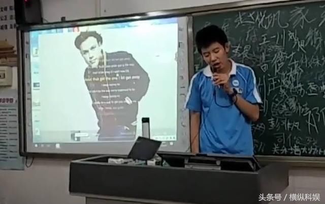 抖音小哥,一夜时间粉丝暴涨百万,却删除视频,直