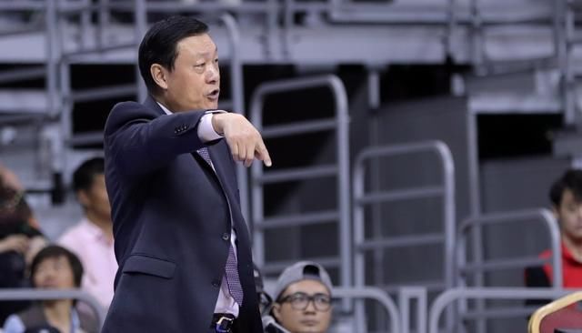 新疆男篮的主教练是谁? 为啥西热力江给李秋平