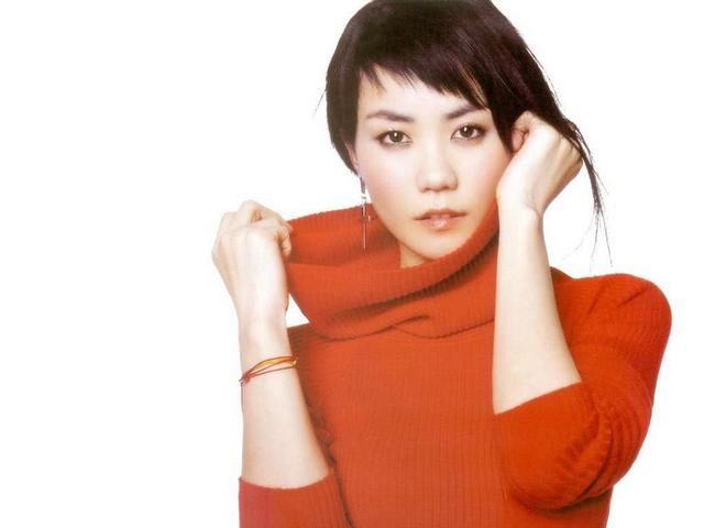 愧对女儿懊悔与霆锋恋爱,念佛祈求家人平安,网