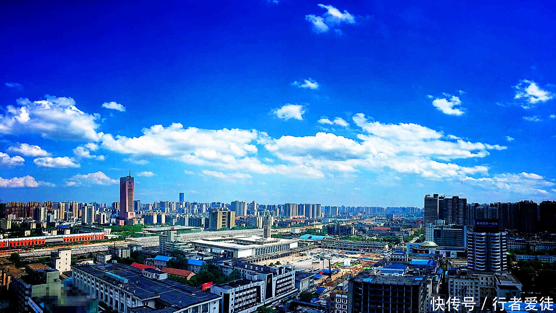 湖南最挤的城市,比衡阳 邵阳还挤,经济却比岳阳