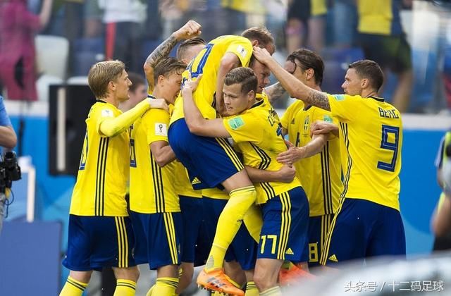 黄健翔分析预测:德国两球大胜韩国!巴西、瑞士