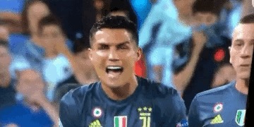 议!意媒炮轰C罗染红前对手先假摔 CR7唇语:我