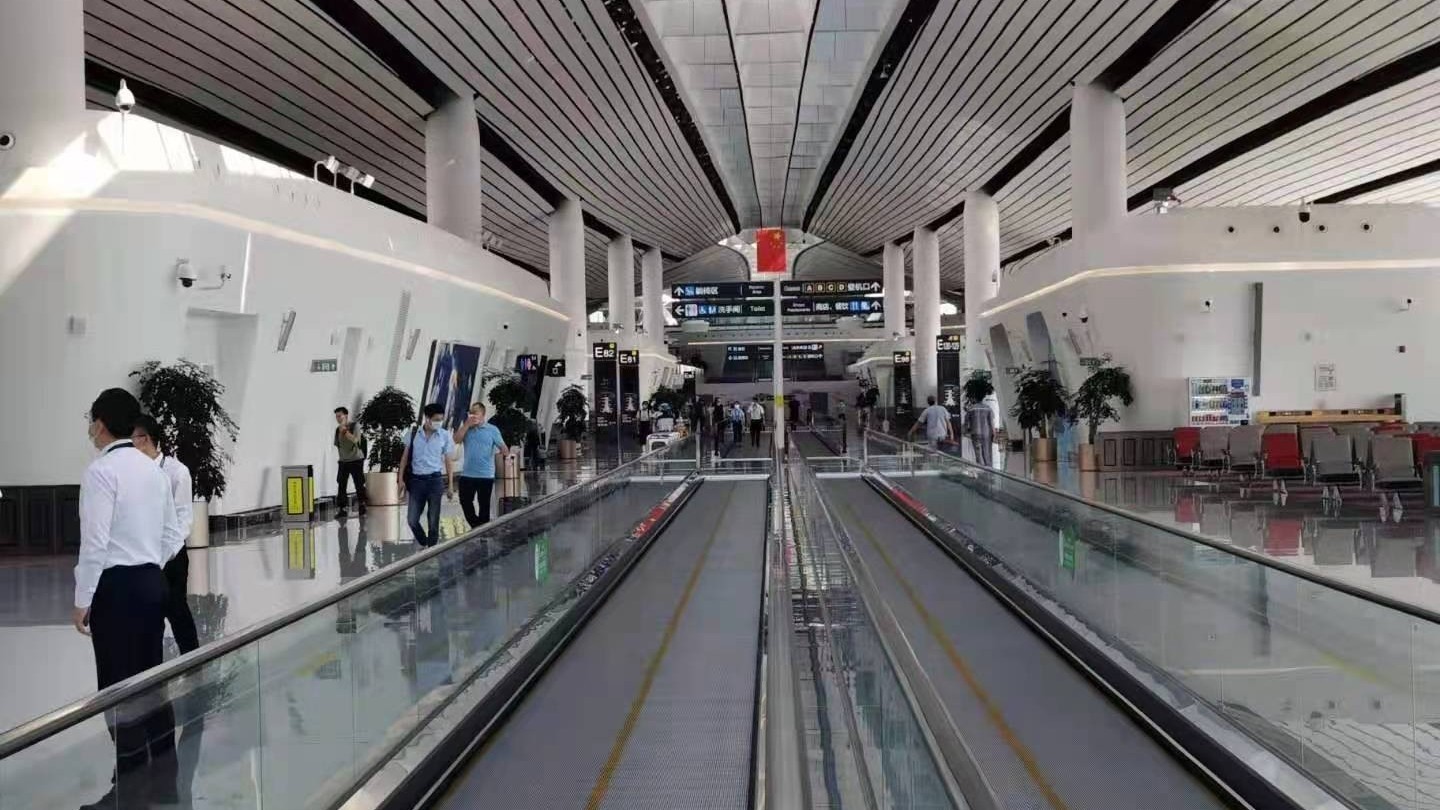 大兴机场启用E指廊保障国内航班