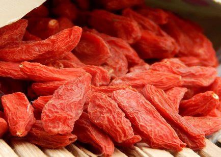 枸杞男人可以经常吃吗 男性一天吃多少枸杞