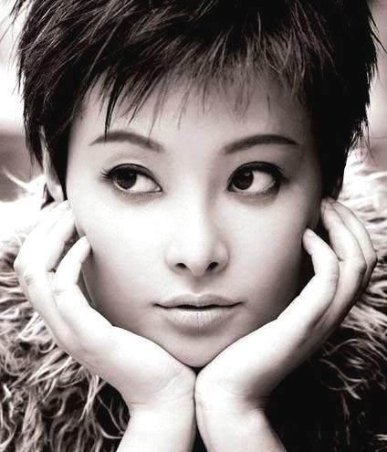 李冰冰全靠亲妹妹?袁立发文说出细节,网友们恍