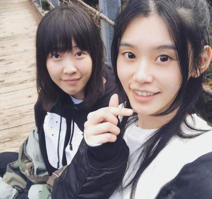 超模素颜竟差这么多 刘雯杜鹃清冷气质