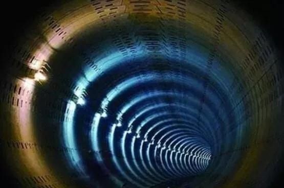 UFO | 双缝实验为什么恐怖,量子物理学证明平行