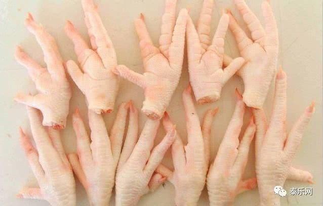 抖音上火到爆的柠檬鸡爪,你自己动手也能做哦
