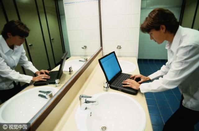 面试官:你对加班有什么看法?这样回答,当场就