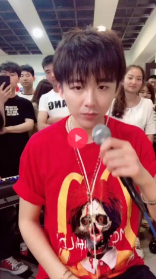 摩登兄弟刘宇宁在什么地方直播女朋友是谁 摩