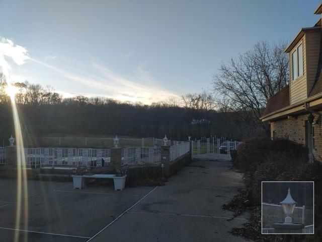 中兴Axon M折叠手机评测:创新设计与多任务处