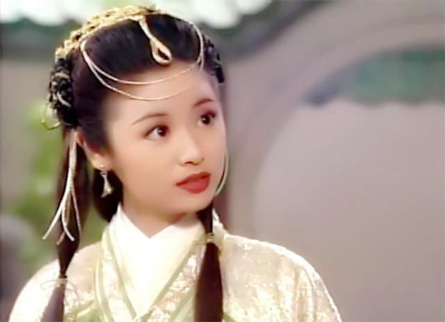 婴儿肥时期的女星,张柏芝、刘亦菲美哭,赵丽颖