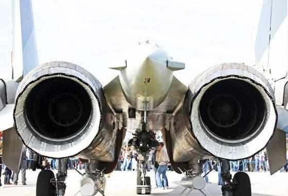 俄罗斯突然卖中国大批117S矢量推力发动机,真