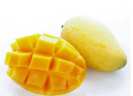 夏天吃芒果好处多多,但3个禁忌,可能危及生命