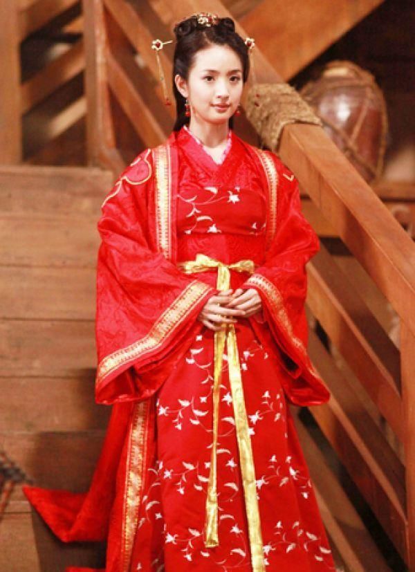 十二星座的古装婚纱_十二星座专属婚纱图片